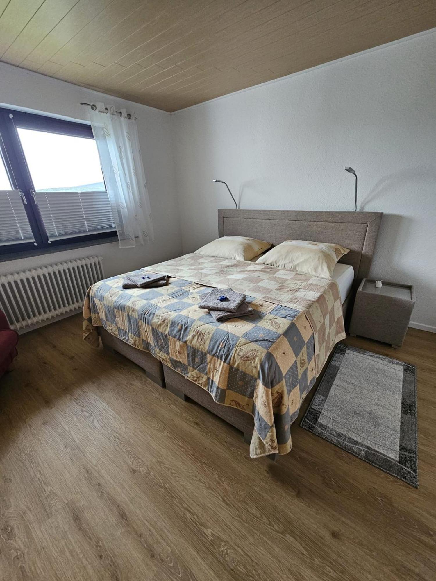 Ferienwohnung Talblick Ahnatal Екстериор снимка