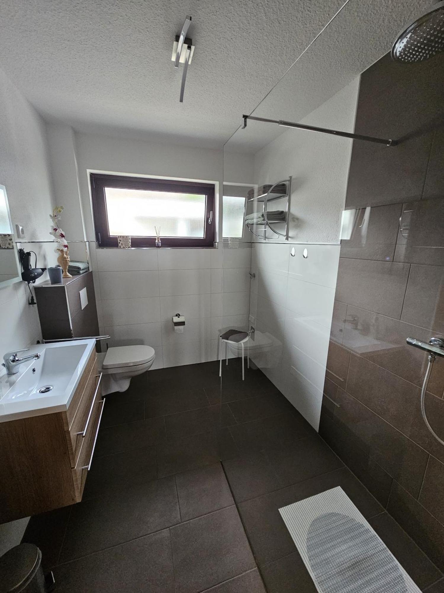 Ferienwohnung Talblick Ahnatal Екстериор снимка